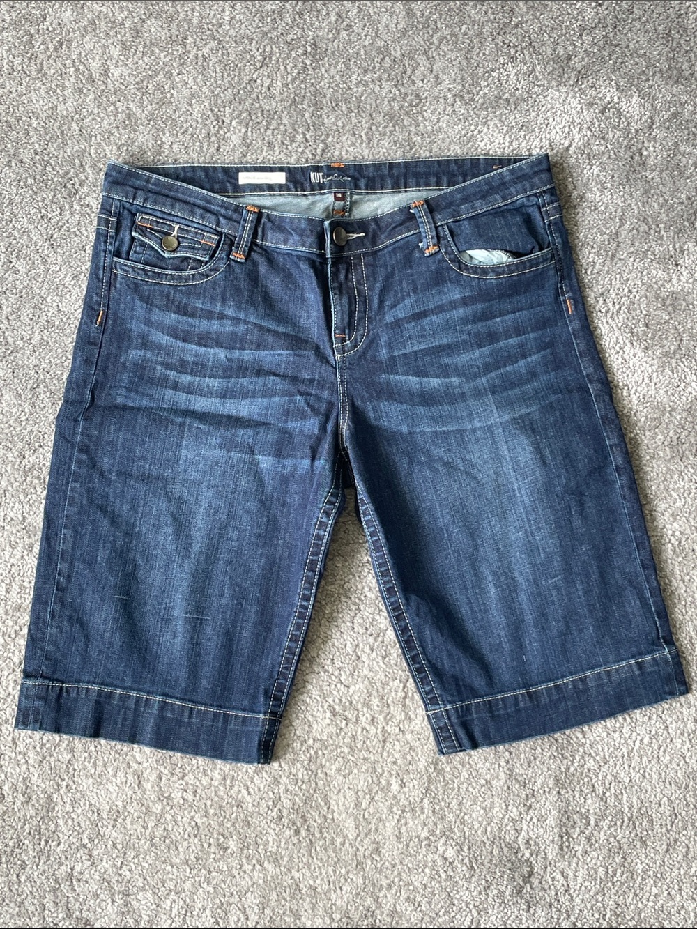 EC Kut from the Kloth Natalie Bermuda Dark Wash Denim Short - Size 16